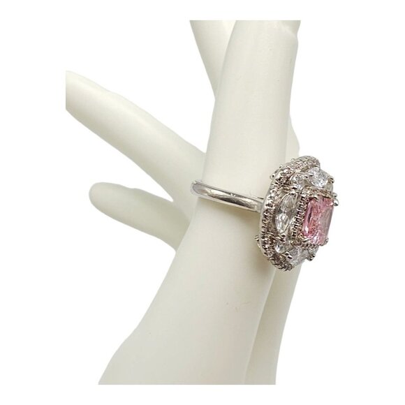 Pink Crystal Cushion Cut Pave Rhinestone Flower Cocktail Ring Silver Tone VTG 5 - Picture 5 of 6